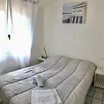 Les Pastourelles דירה קפברטון
