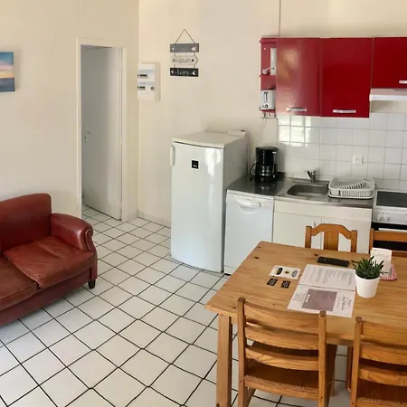 Les Pastourelles Apartment *