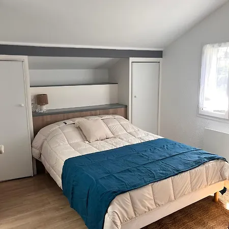 Les Pastourelles Apartment *