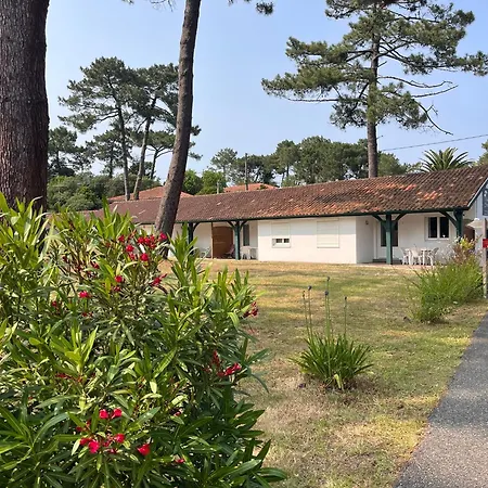 Les Pastourelles Lejlighed