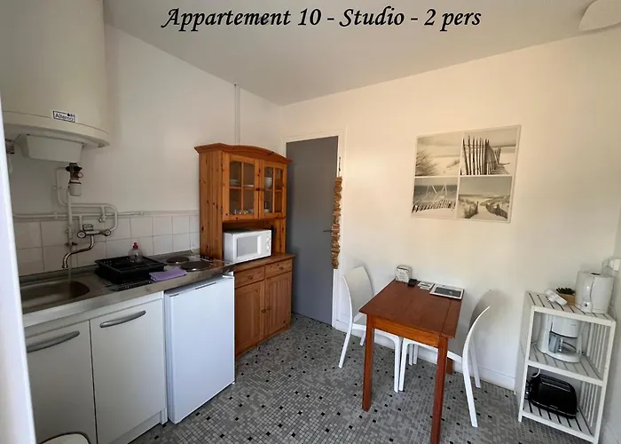 Les Pastourelles Lejlighed