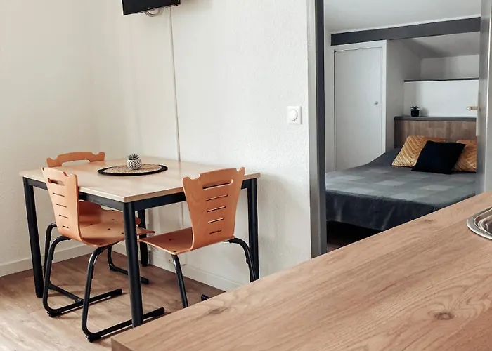 Les Pastourelles Lejlighed